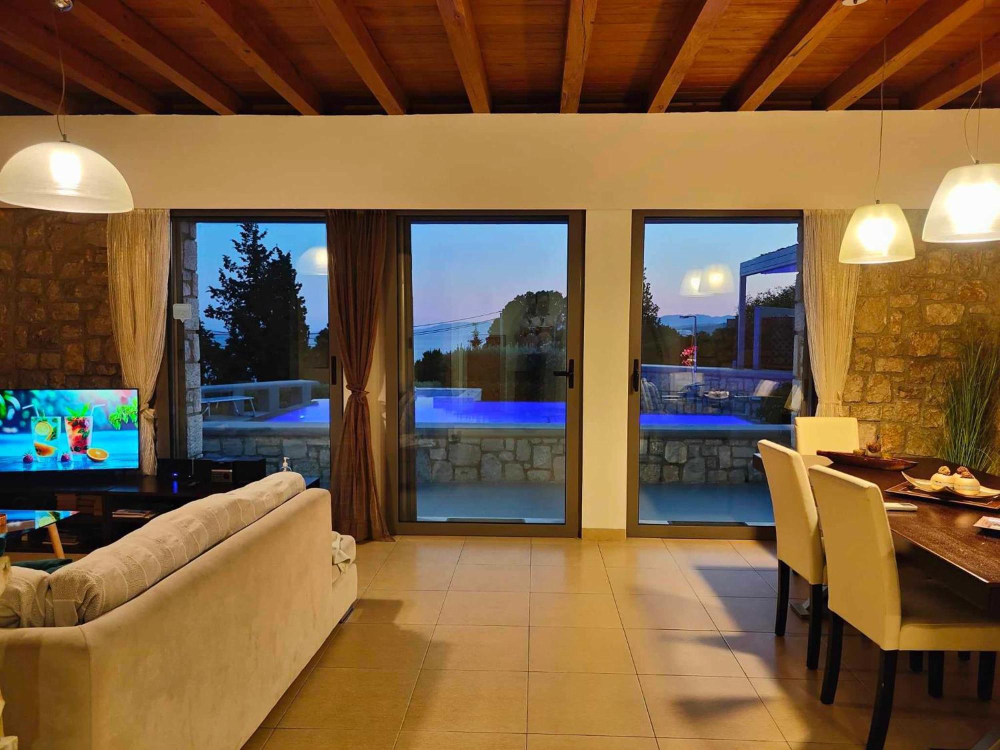 Villa Costamare - Enjoy Lazy Days On The Private Pool-Jacuzzi Pefki Kültér fotó